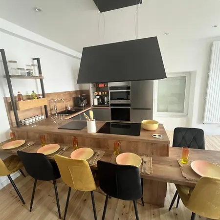 Grand Et Bel Apartment